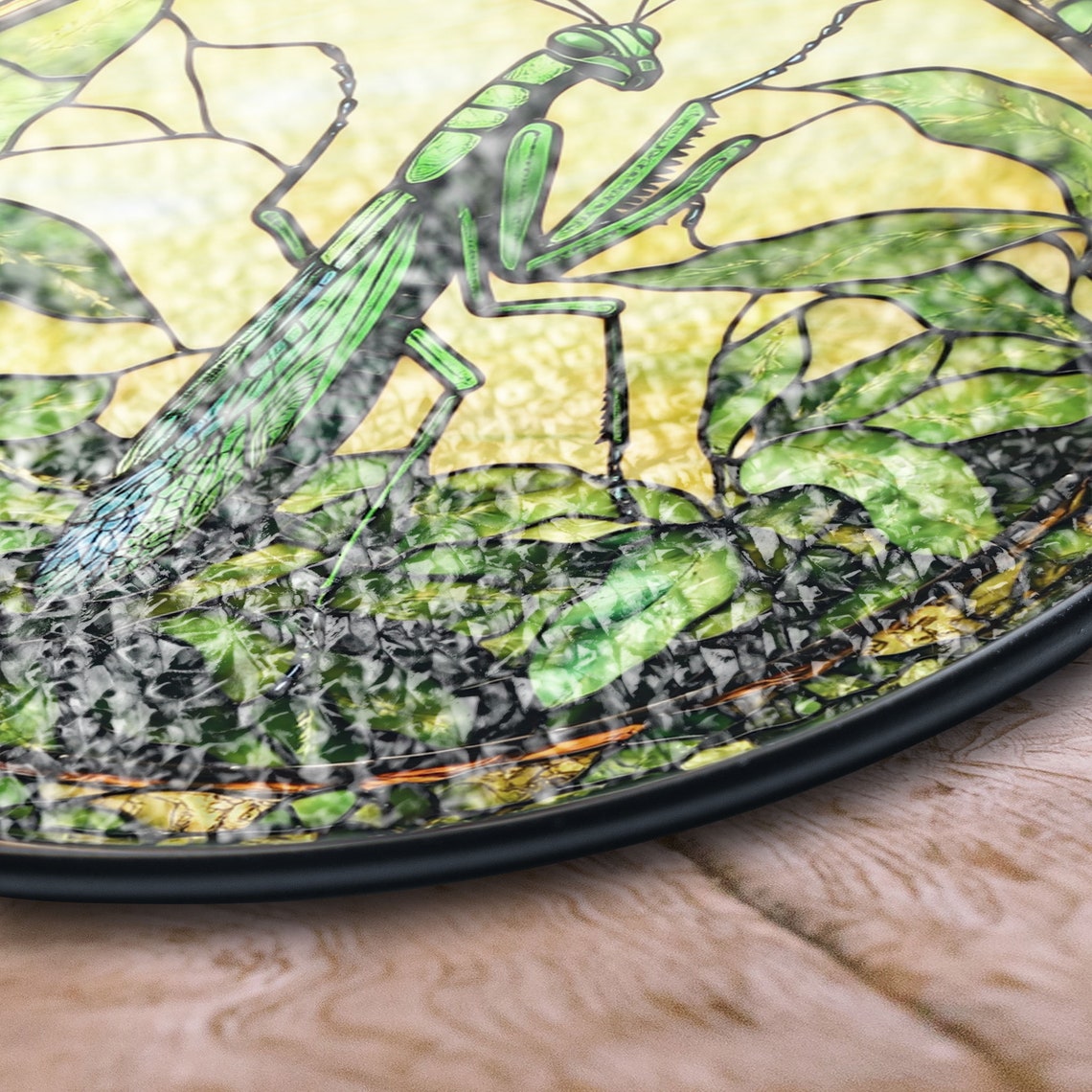 Praying Mantis Stained Glass Window Hanging – Detailed Nature Art with Green Leaves