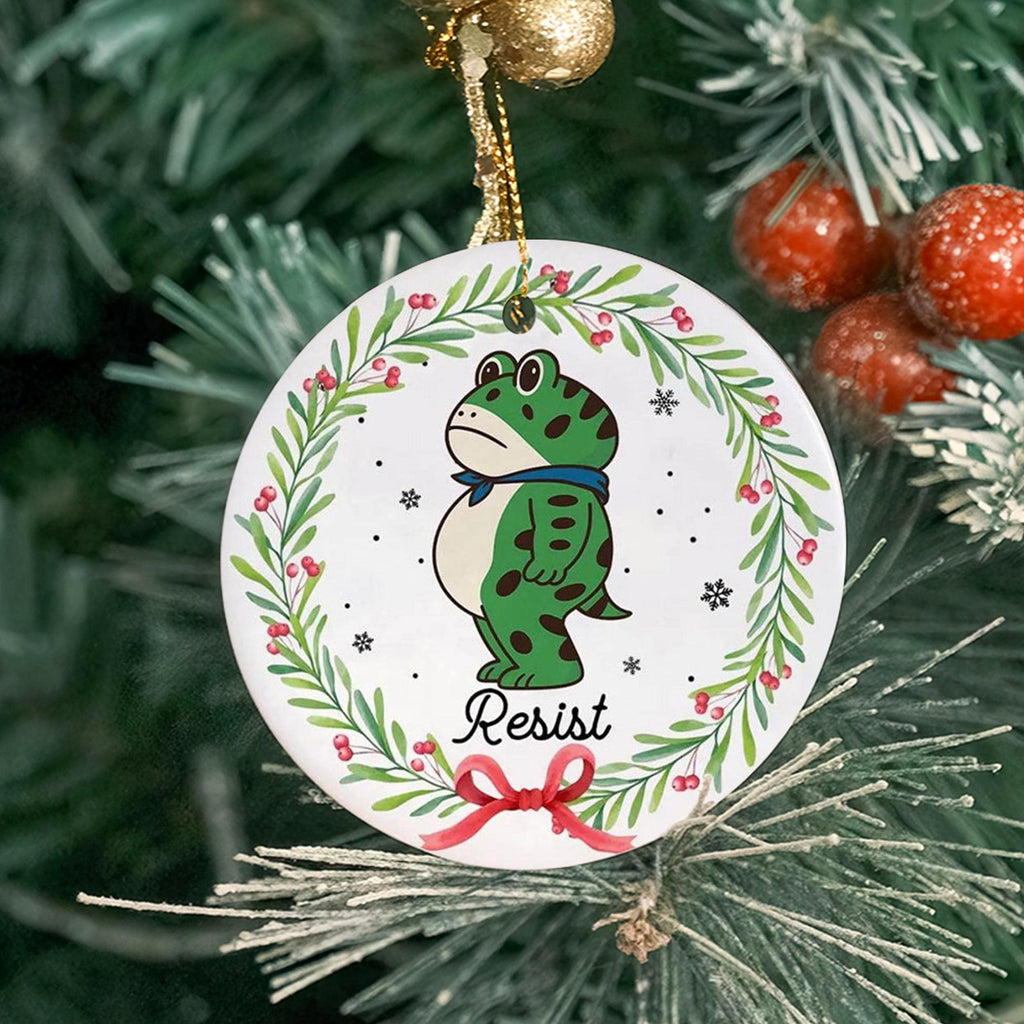 Liberty Wreath Frog Ceramic Ornament - 1